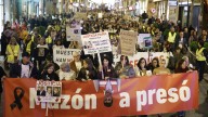Unha manifestación percorre Valencia para esixir a Mazón que deixe a súa acta e acuda ao xulgado