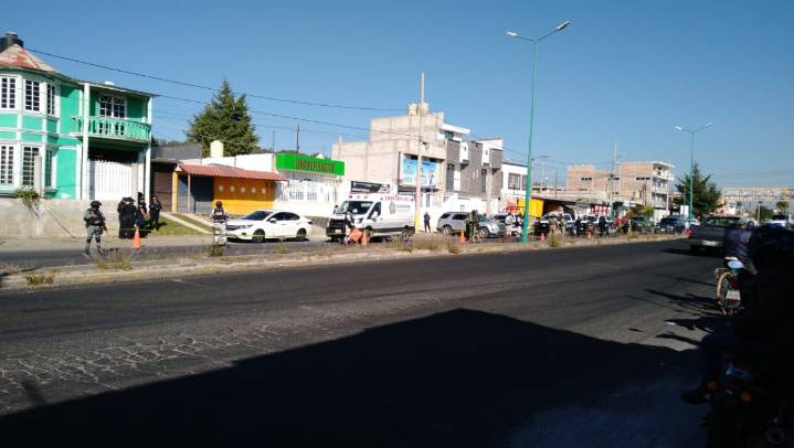 Balacera en la federal México-Puebla deja un hombre muerto y un detenido