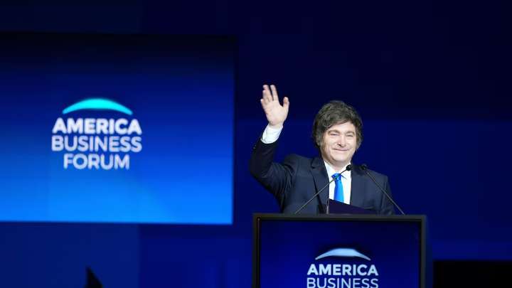 Milei convocó a un "gran consenso capitalista" y le agradeció a Trump