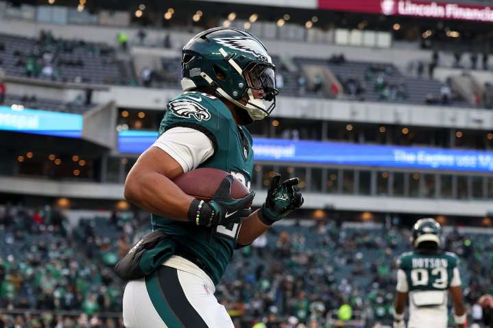 Eagles vs. Packers: Parlays, predictions and Anytime TD prop probabilities for Monday Night Football