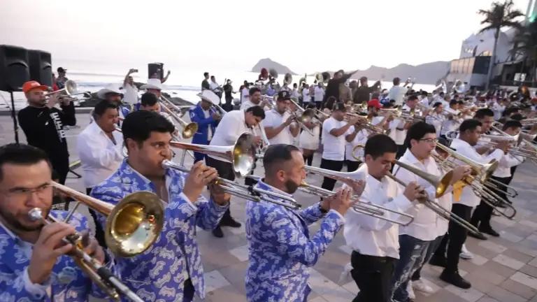 Pide sindicato de músicos que Carnaval de Mazatlán honre a íconos de la banda sinaloense