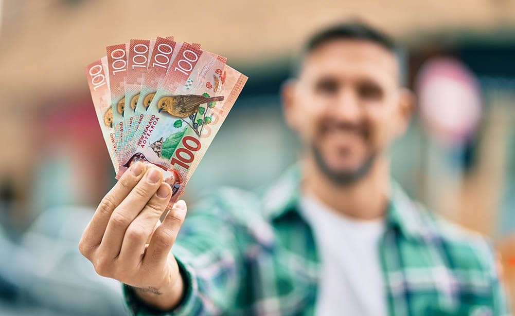 New Zealand Dollar Tipped for a Strong Recovery in 2026