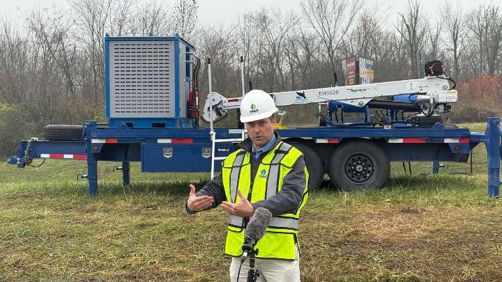 More than 900,000 gallons of 'oily water' removed, crash cleanup continues