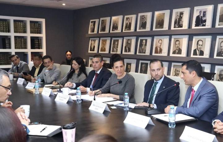 Industriales y legisladores revisan agenda clave para competitividad y seguridad