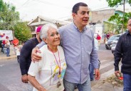 Chema Martínez realiza  recorridos y encuentros en barrios de Guadalajara