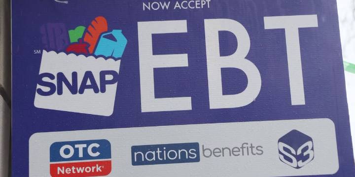 Arizona SNAP recipients start to receive benefits for November, governor says
