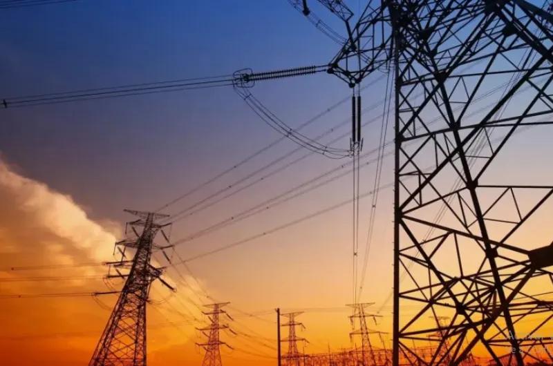 Colapso en el Sistema Interconectado Nacional afectó el servicio eléctrico en el NOA y NEA