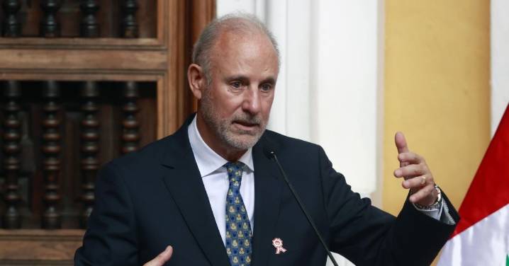 Excanciller cuestiona planteamiento de Jerí para ingresar a embajada de México para detener a Betssy Chávez