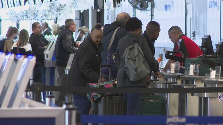 Cleveland Hopkins International Airport offers travel tips ahead of busy Thanksgiving weekend: What you need to know