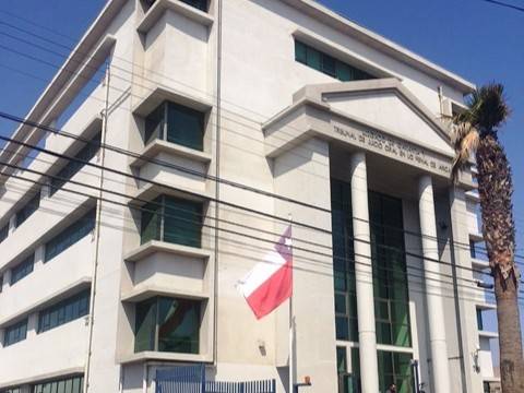 Lo apuñaló tras pedirle dinero: Prisión preventiva para sujeto por ataque a chofer de aplicación en Arica