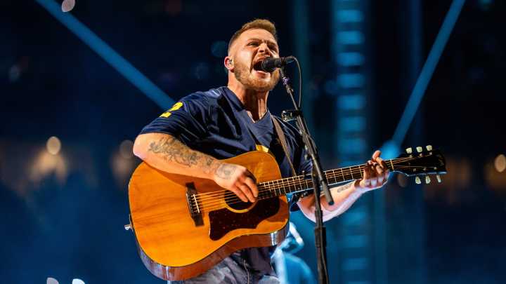 Zach Bryan to bring 'With Heaven On Tour' to Louisville. What to know