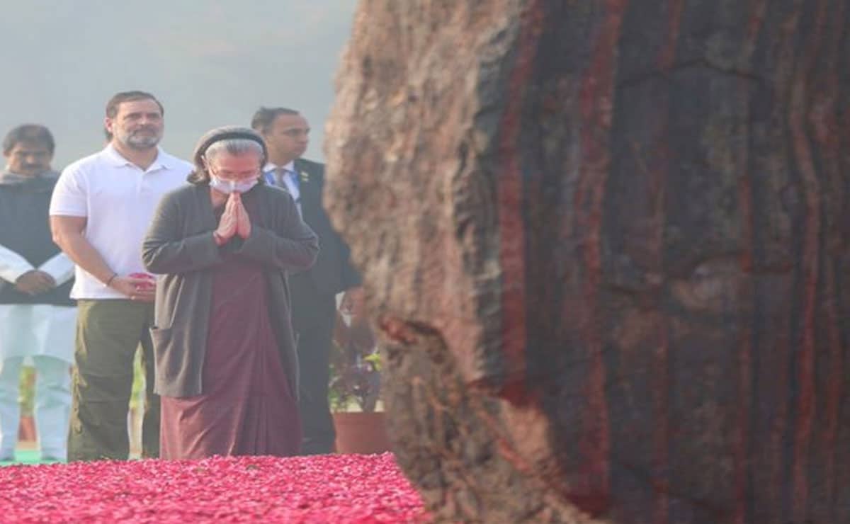 When Indira Gandhi edited English translation of Tagore’s Ekla Chalo Re