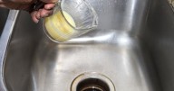 Hack to easily get rid of cooking oil instead of pouring it down the sink