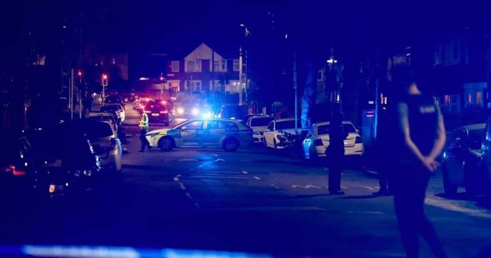 Cheetham Hill LIVE: Teen boy 'stabbed in alleyway' as armed police rush to incident