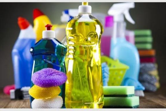 ANMAT prohibió una marca de limpiadores y desengrasantes muy popular que se vendía en todo el país