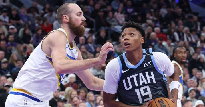 Jazz score season-high 152 points in dominant win over Pacers