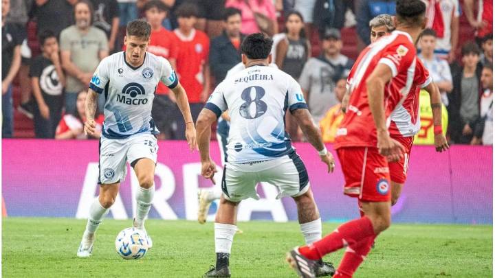 Argentinos e Independiente Rivadavia se enfrentan en la gran final de la Copa Argentina