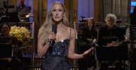 'Braindead' Nikki Glaser Trolled For Making 'Disgusting' S-- Abuse Jokes in Shocking 'Saturday Night Live' Monologue