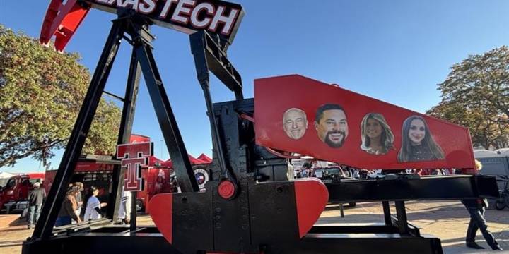 LIVE: No. 8 Texas Tech hosts No. 7 BYU in Lubbock