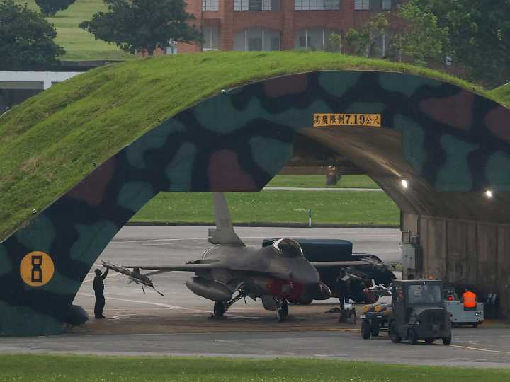 Donald Trump aprobó una millonaria venta militar a Taiwán y China reaccionó: "Es nuestra línea roja"