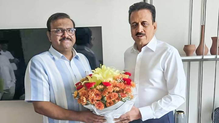 BJP, NCP leaders hold talks over alliance in Nashik ahead of civic polls