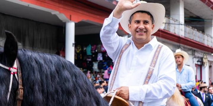 Se registra atentado en contra de Carlos Manzo, alcalde de Uruapan, Michoacán