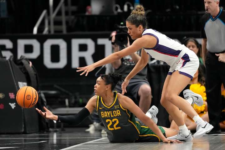 How to watch college basketball free live stream today: No. 19 Iowa Hawkeyes vs. No. 7 Baylor Bears