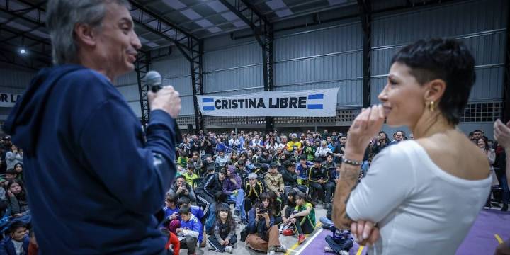 Inesperada interna en La Cámpora por un cruce entre Máximo Kirchner y Mayra Mendoza por el vínculo con Kicillof