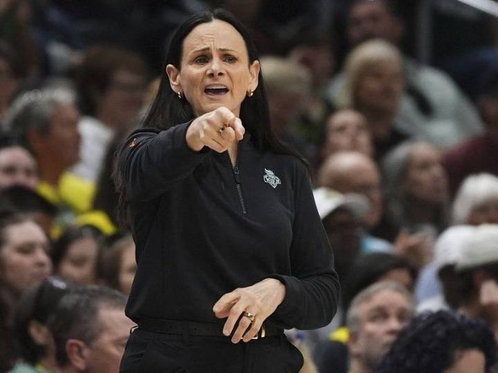 Sandy Brondello named first head coach of WNBA Toronto Tempo