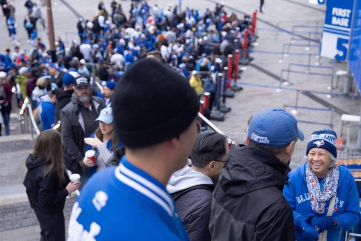 Fans hold out hope as Blue Jays fail to clinch World Series in Game 6 ‘heartbreaker’