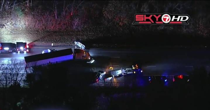 Serious crash shuts down I-495 North in Tewksbury