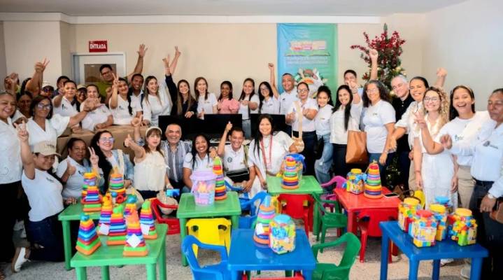 Gobierno departamental entregó dotación a bibliotecas de los 25 municipios del Cesar