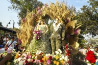 Midagri culminó actividades por el Día Nacional de las Flores con colorido pasacalle