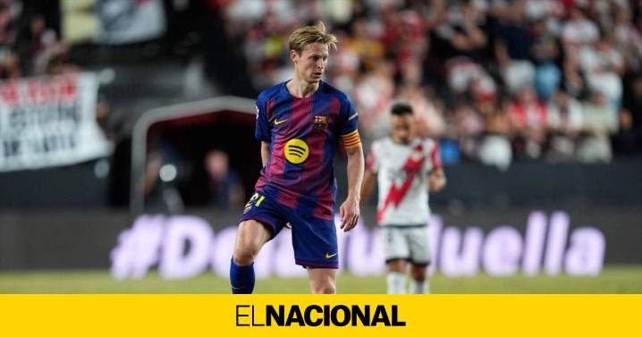 Frenkie de Jong y Ferran Torres saben que juega porque no hay nada mejor, pero no tiene nivel