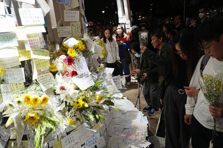 Hong Kong eleva a 146 la cifra de muertos en el incendio del complejo residencial
