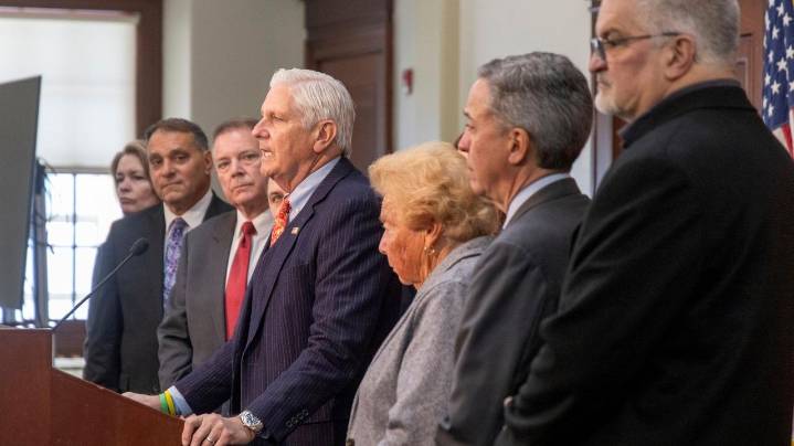 Mamdani wants to raise NY's corporate tax. Why are Long Island Republicans and business groups worried?