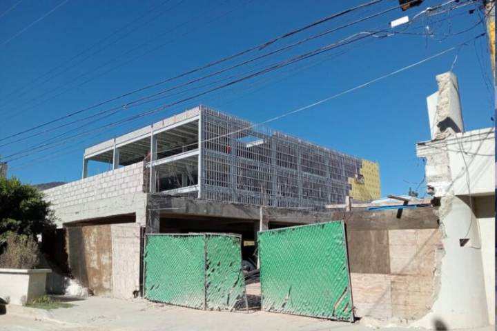 Emiten licitación para seguir la construcción de oficinas de gobierno; ¿qué hace falta para culminar la obra?