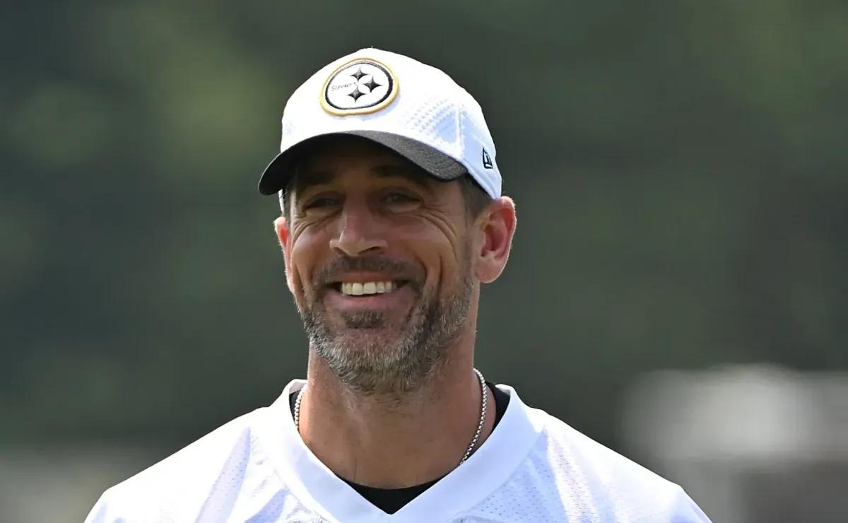 NFL News: Aaron Rodgers reveals if he has a chance to play for Steelers against Bears after wrist injury