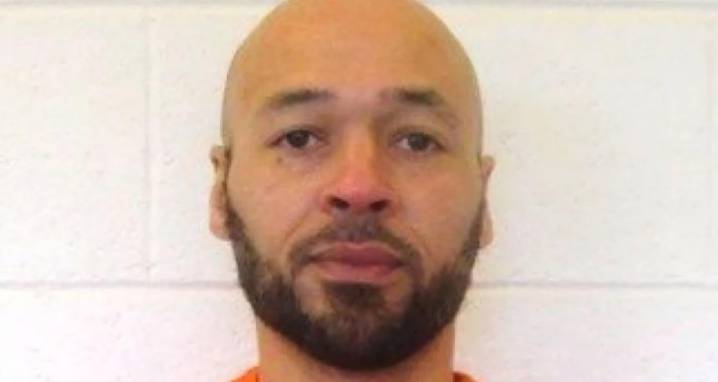 Gobernador de Oklahoma conmuta pena de muerte de un preso minutos antes de su ejecución