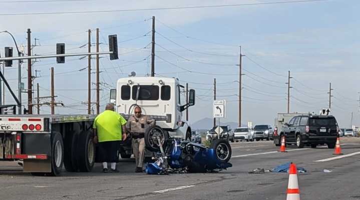 Biker seriously hurt in SR 347 crash with commercial truck