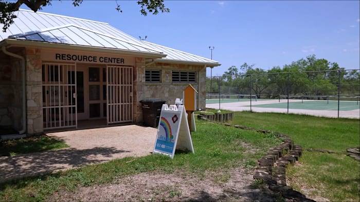 South Side resource center addresses growing food insecurity need during holiday season
