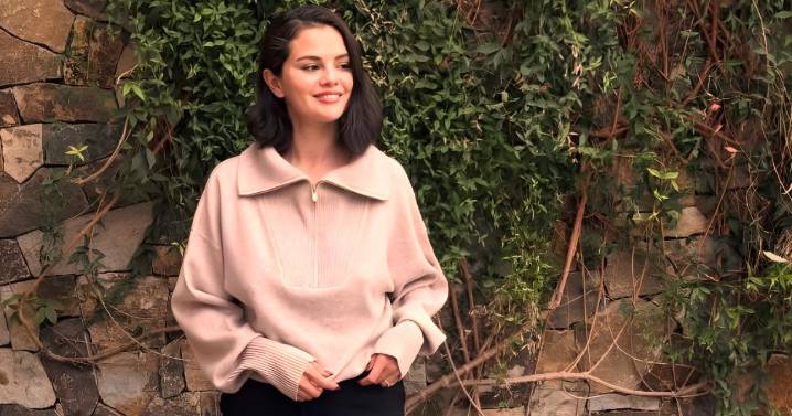 Selena Gomez's Mini-Shorts Look Is Impossible to Ignore