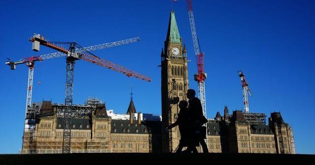 Peace Tower to be covered with Canadian steel scaffolding as renovations continue