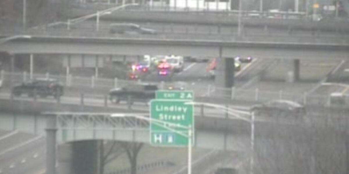 Crash on Route 8 south in Bridgeport causes traffic delays