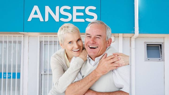 Es oficial el adelanto del pago de aguinaldo de ANSES a jubilados y pensionados