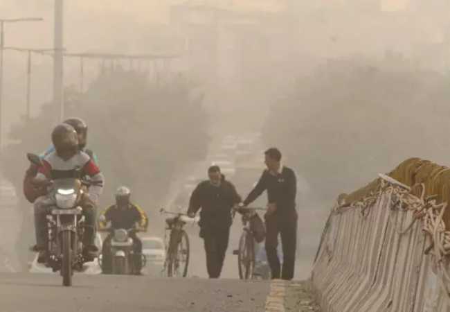 Delhi records coldest night of the season at 12.7 degrees