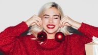 Retail Experts Predict the Holiday Season's Bestselling Beauty Products
