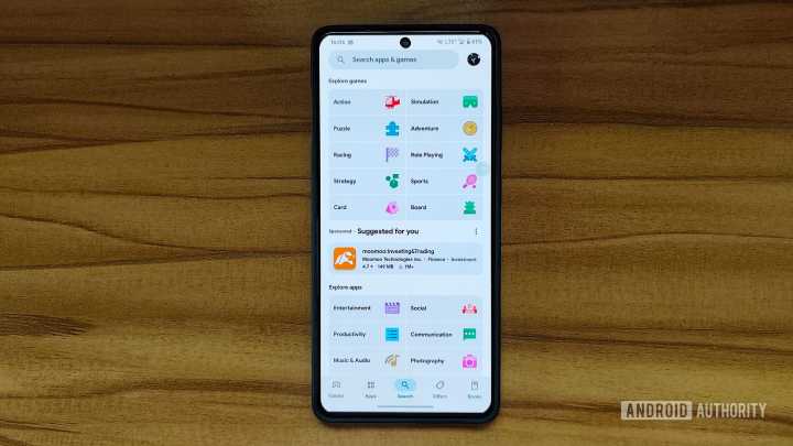 I wish the Play Store copies this time-saving feature for large game updates