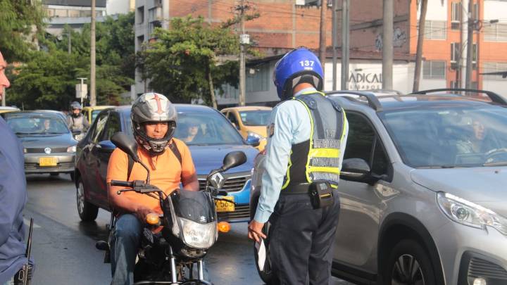 ¿Sale en carro este viernes? Conozca el pico y placa en Medellín para el 21 de noviembre