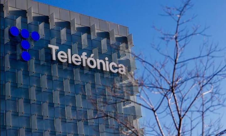 Telefónica, dueña de Movistar, anuncia salida de México, Chile y Venezuela; ¿Qué pasará con los clientes?